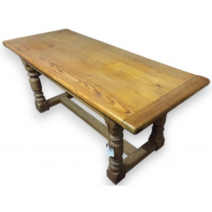 Table style Louis XIII anglaise en pin