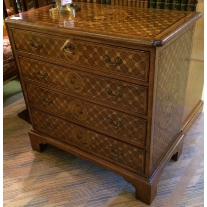  Petite commode à 4 tiroirs en sur  Moinat SA  - Antiquités décoration