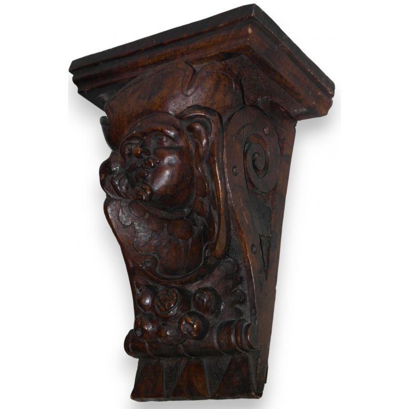  Console en noyer richement sculpté sur  Moinat SA  - Antiquités décoration