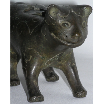  Bronze oriental iranien "Félin" avec sur  Moinat SA  - Antiquités décoration