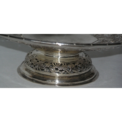  Coupe avec anse chinoise en argent sur  Moinat SA  - Antiquités décoration