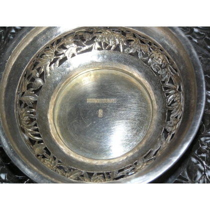  Coupe avec anse chinoise en argent sur  Moinat SA  - Antiquités décoration