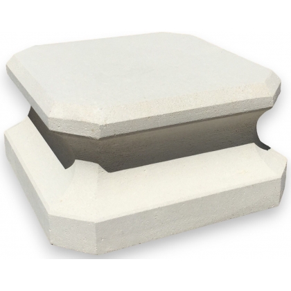 Square Vicenza stone plinth at  Moinat SA  - Antiques and home décor
