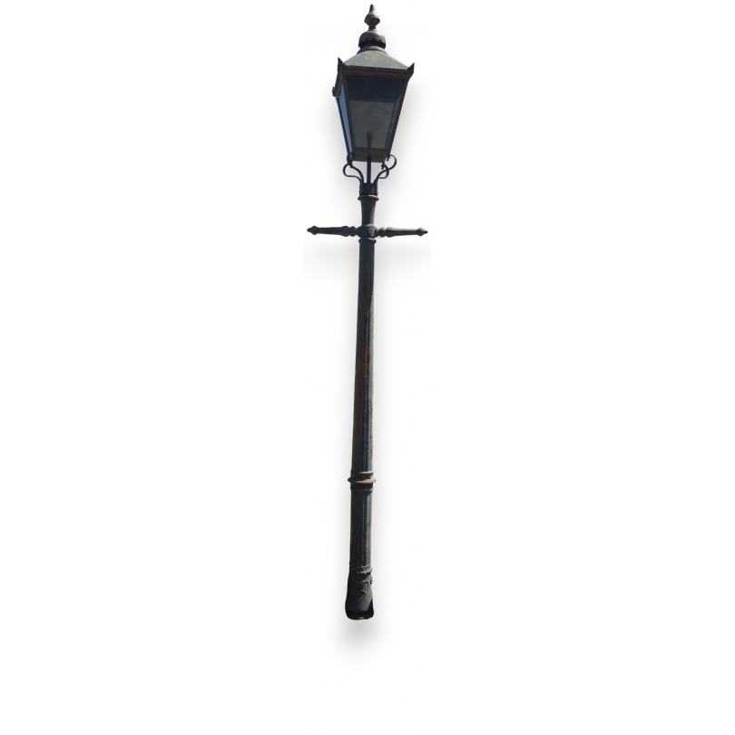 Lampadaire en fonte avec lanterne en