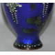 Paire de vases bleus cloisonnés. Décor