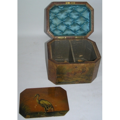 Painted wooden tea box with decorative design by  Moinat SA  - Antiques and home décor