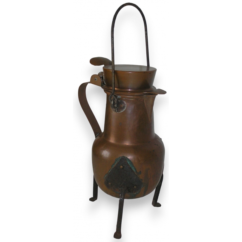 Three-legged copper and iron egg cup by Moinat SA – Antiques and home décor