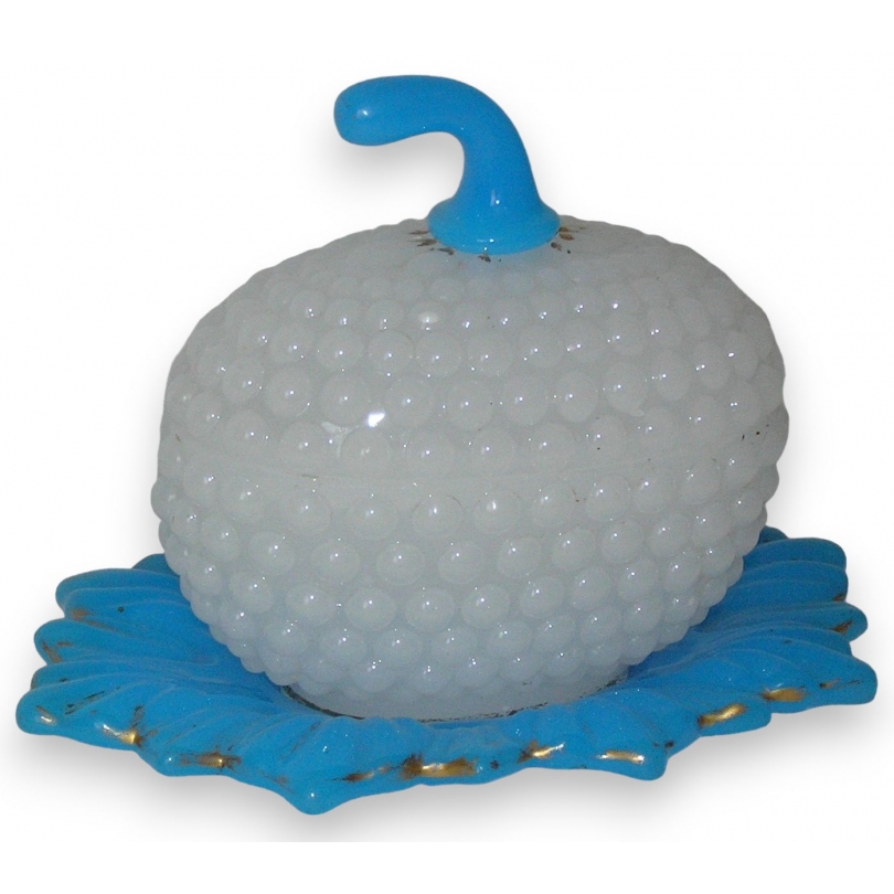 Coupe avec couvercle et assiette à