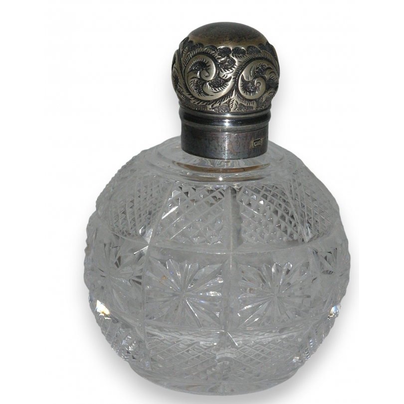  Flacon, en verre taillé. Avec bouchon, sur  Moinat SA  - Antiquités décoration