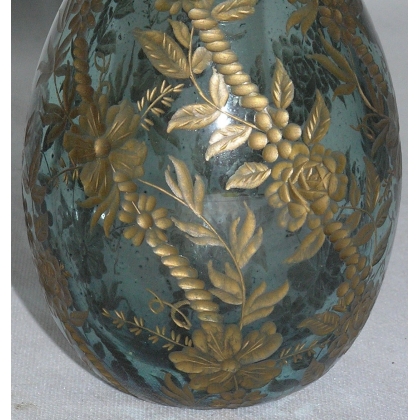 Egg, in engraved glass. Gilded decoration by  Moinat SA  - Antiques and decorative items