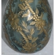 Oeuf, en verre gravé. Décor doré de
