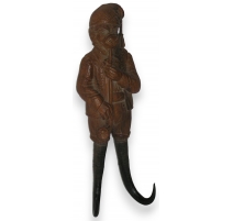 Crochet en noyer sculpté et cornes de