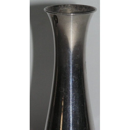  Vase, en argent. Suisse. 20ème siècle. sur  Moinat SA  - Antiquités décoration