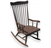 Fauteuil à bascule, en bois peint.