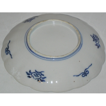 Imari plate, porcelain. Decorated by  Moinat SA  - Antiques and home décor