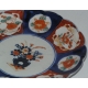 Assiette Imari, en porcelaine. Décor