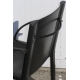 Fauteuil 1960, en cuir noir du designer