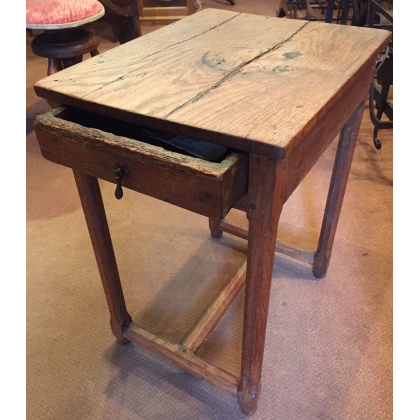  Table Louis XIII, en chêne. Avec 1 sur  Moinat SA  - Antiquités décoration