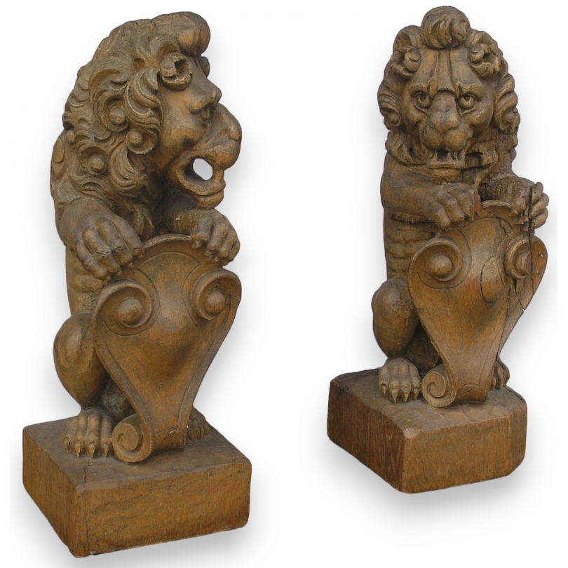  Paire de sculptures "Lions" sur socle, sur  Moinat SA  - Antiquités décoration