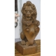 Paire de sculptures "Lions" sur socle,