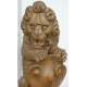 Paire de sculptures "Lions" sur socle,