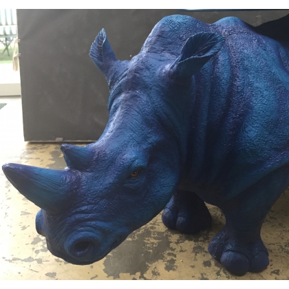 "Rhinoceros" resin coffee table at Moinat SA – Antiques and home décor