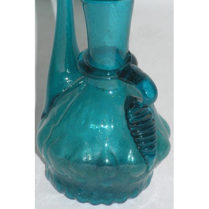  Aiguière, en verre soufflé vert. Iran. sur  Moinat SA  - Antiquités décoration