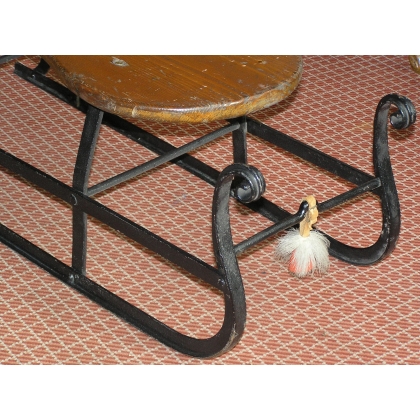 Wooden-seated sledge with frame at Moinat SA – Antiques and home décor