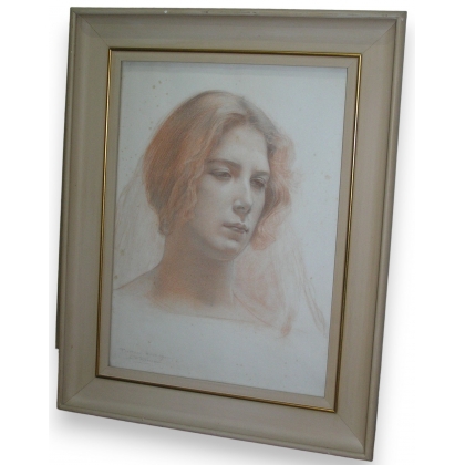 Pastel sur papier "Portrait de femme"  sur Moinat SA  - Antiquités décoration -  Gouaches, Aquarelles, Pastels