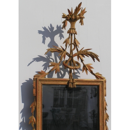  Miroir Louis XVI, en bois doré décapé. sur  Moinat SA  - Antiquités décoration