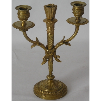Pair of Louis XVI three-candle candlesticks by Moinat SA – Antiques and home décor