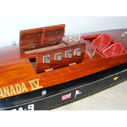  Maquette de bateau "Miss Canada IV" sur  Moinat SA  - Antiquités décoration