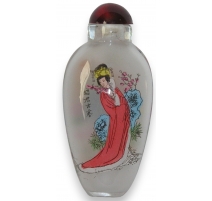 Snuff bottle, en verre peint. Décor de