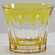 Verre en cristal ambre gravé
