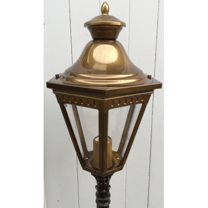  Lampadaire Vendée en fonte vieux bronze sur  Moinat SA  - Antiquités décoration