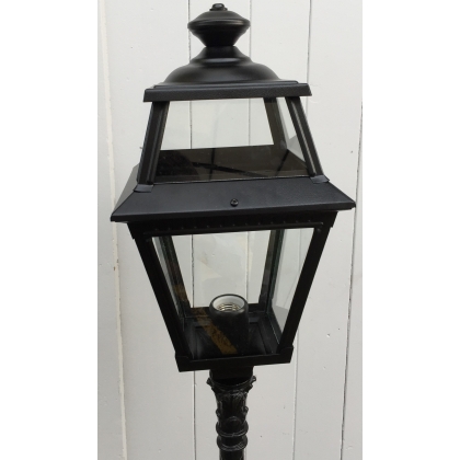  Lampadaire Luminus en fonte et lanterne sur  Moinat SA  - Antiquités décoration