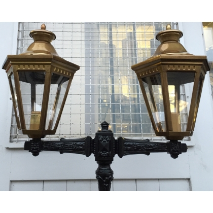  Lampadaire Vallage et bouquet Garance sur  Moinat SA  - Antiquités décoration