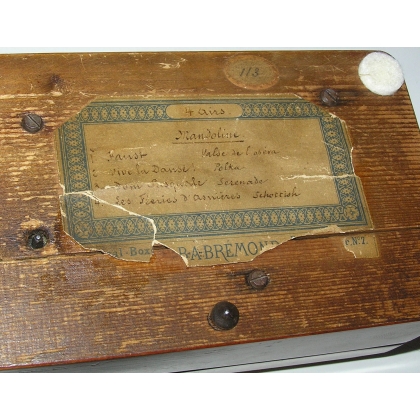 Music box playing 4 tunes by B.A. BRÉMOND, manufactured by Moinat SA – Antiques and home décor