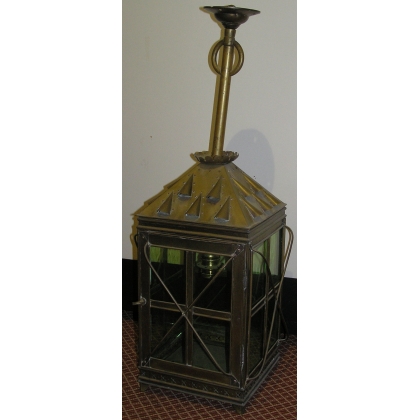 Square brass lantern. England. on  Moinat SA  - Antiques and decorative items