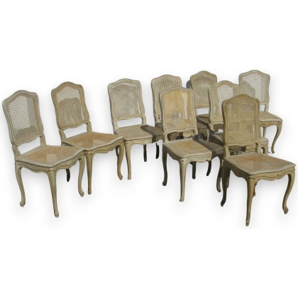Ensemble de 8 chaises Louis XV.