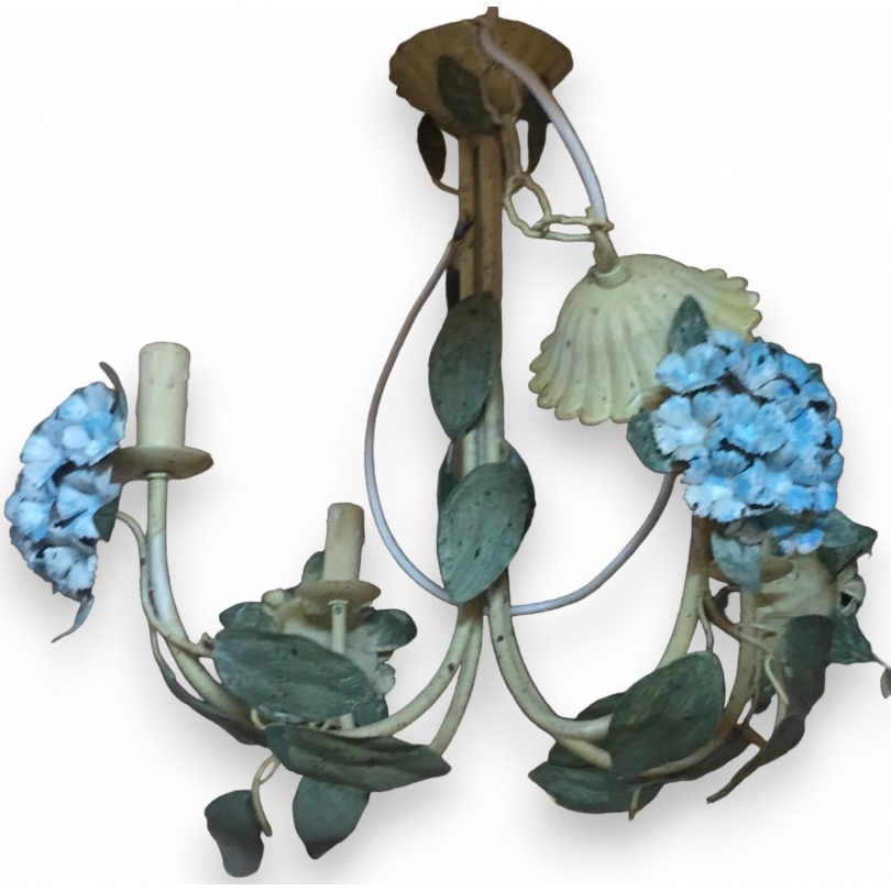 "Hortensias" painted iron chandelier with 4 lights at  Moinat SA  - Antiques and home décor