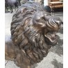 Paire de lions en bronze