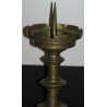  Bougeoir, en bronze. Pied tripode Signé W. POLDERS sur  Moinat SA  - Antiquités décoration