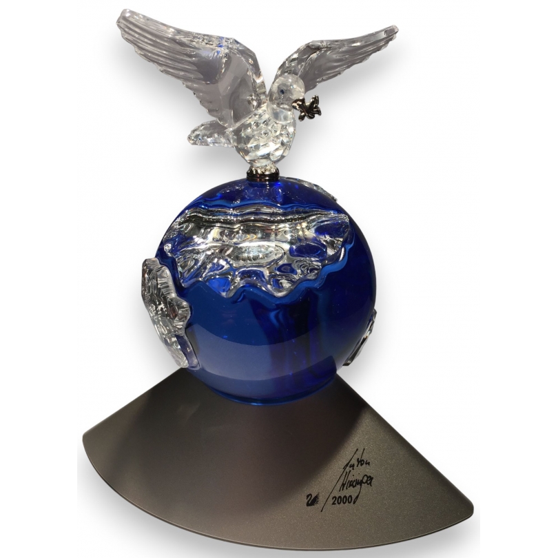 Cristal Swarovski "Globe et colombe de