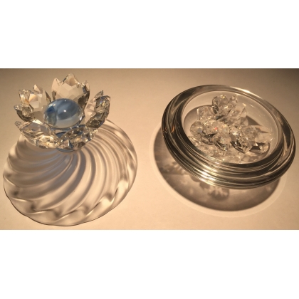  Cristal Swarovski "Boite à fleure sur  Moinat SA  - Antiquités décoration