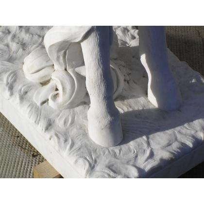  Sculpture "Âne", en marbre blanc de sur  Moinat SA  - Antiquités décoration