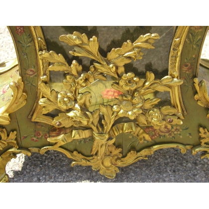 Louis XV clock decorated with bronze fittings. on  Moinat SA  - Antiques and home décor