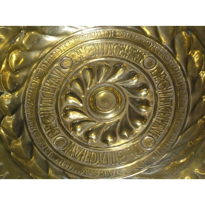  Plat à offrandes, en bronze. Hollande. sur  Moinat SA  - Antiquités décoration