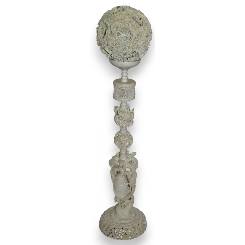 Canton ball sculpture, in ivory, by  Moinat SA  - Antiques and decorative items