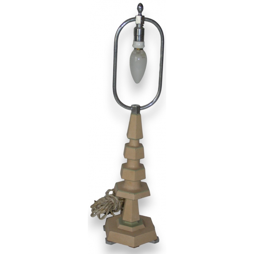  Lampe à facettes, en bois peint. sur  Moinat SA  - Antiquités décoration